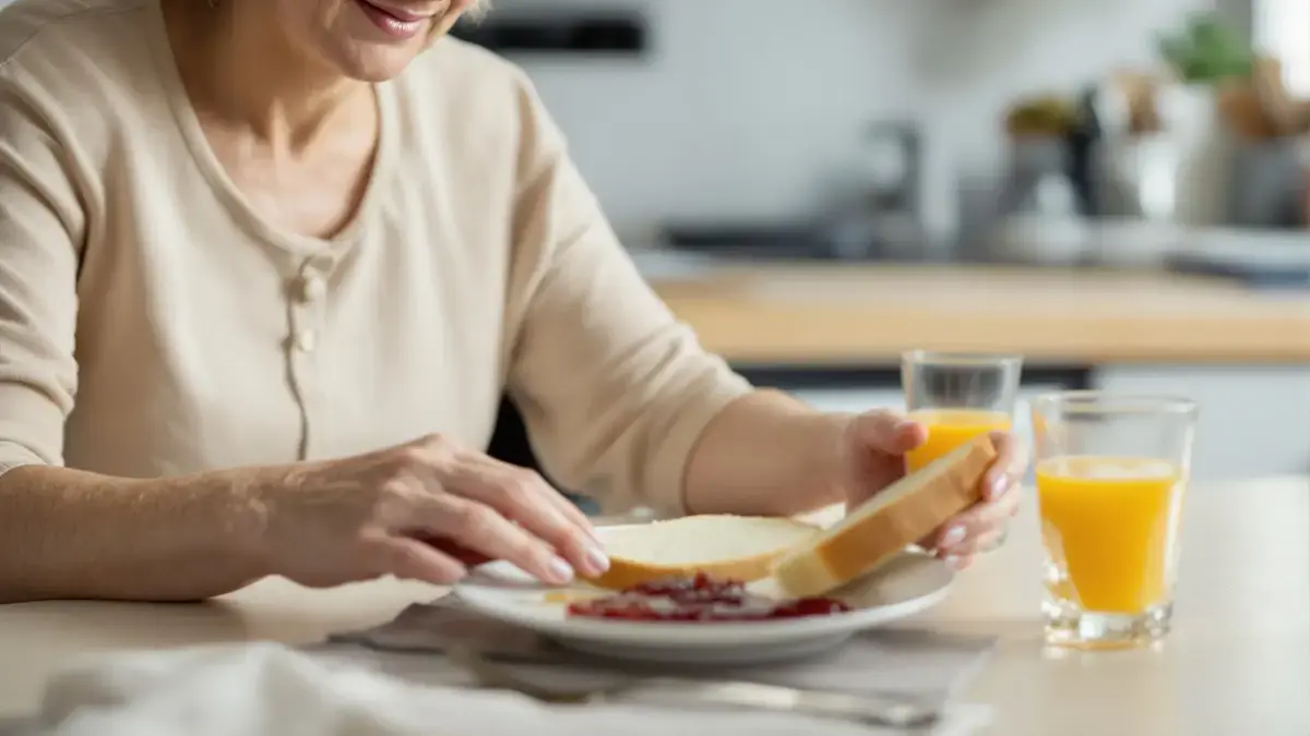 Deskundigen zijn het erover eens deze ‘valse vriend’ van het ontbijt is niet alleen goed voor uw huid maar kan na uw vijftigste ook rimpels rond de mond verergeren